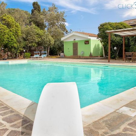 Villa Melograno With Exclusive Swimming Pool Surrounded By Greenery Campanedda Buitenkant foto